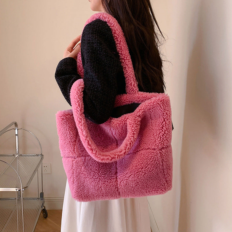 Cute Women's Designer Plush Tote Bag - Luxury Winter Fashion Furry Handbag