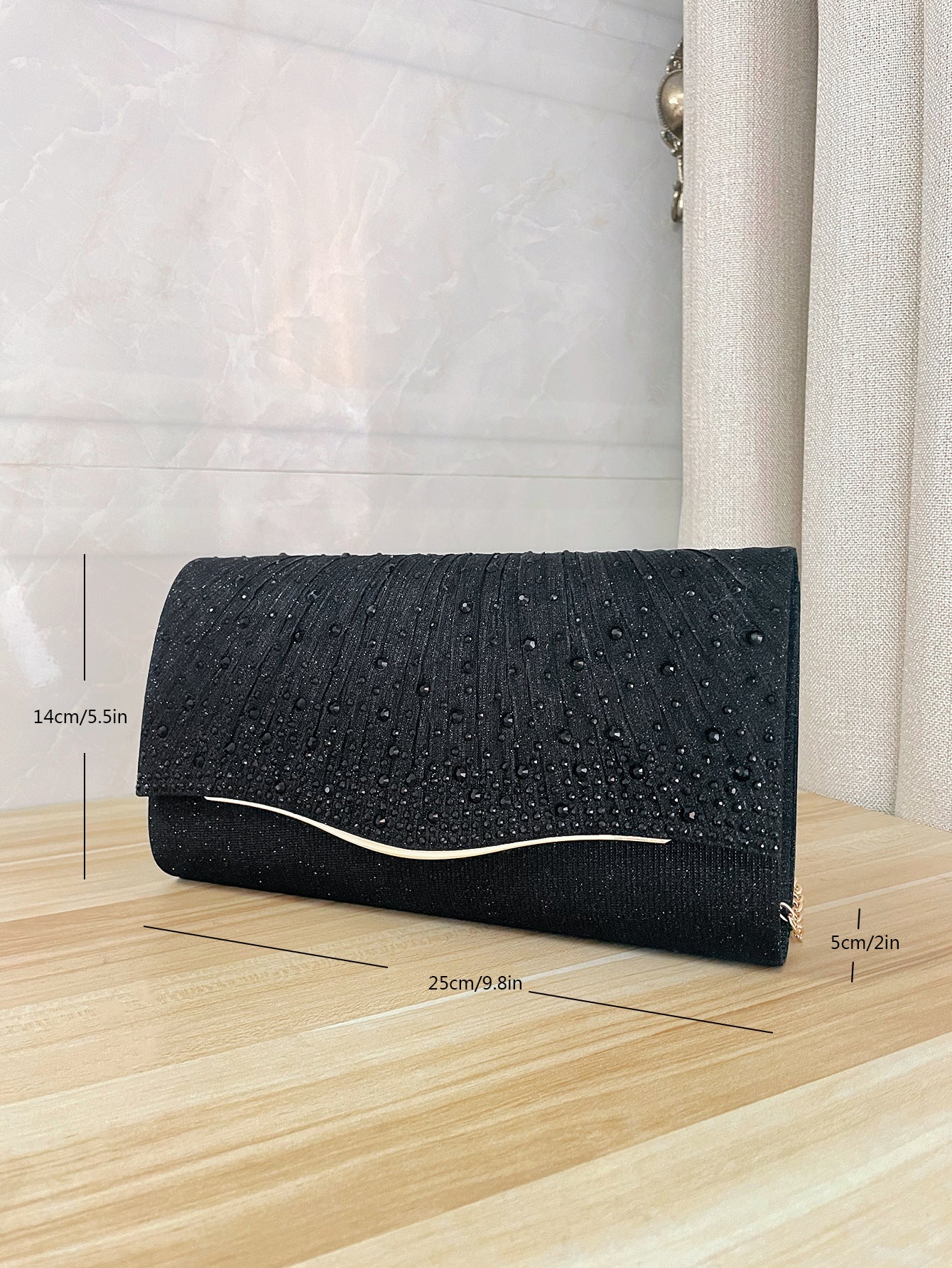 Elegant Diamond Rain Clutch