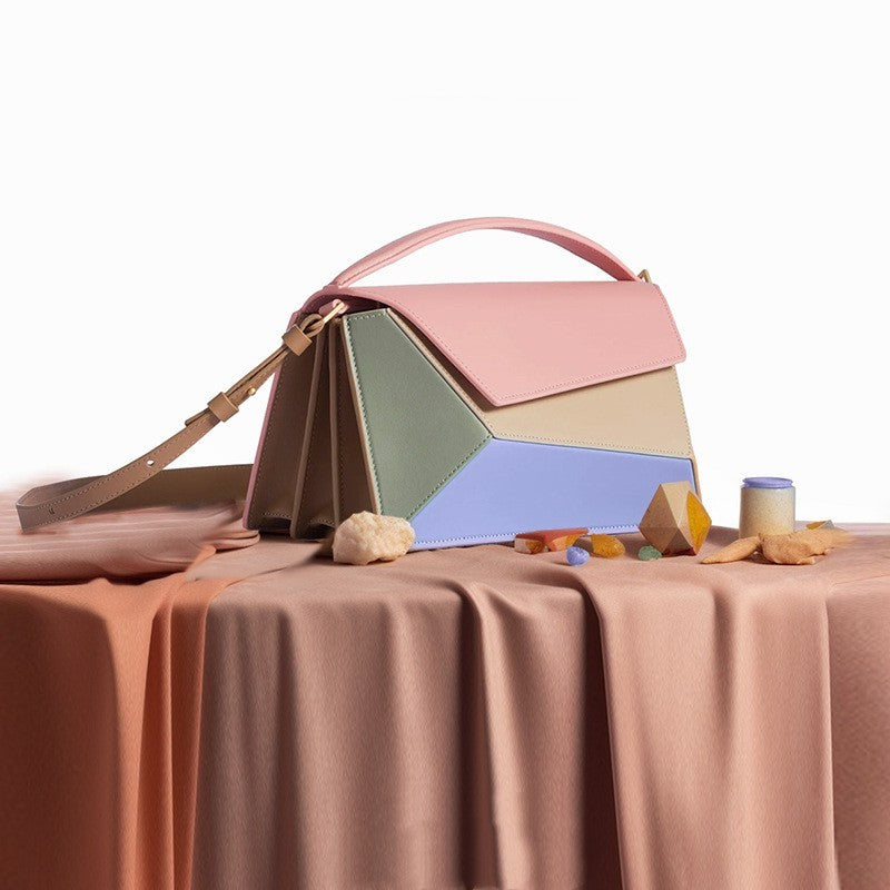 Sculpted Shapes: Shànzi-Inspired Geometric Crossbody