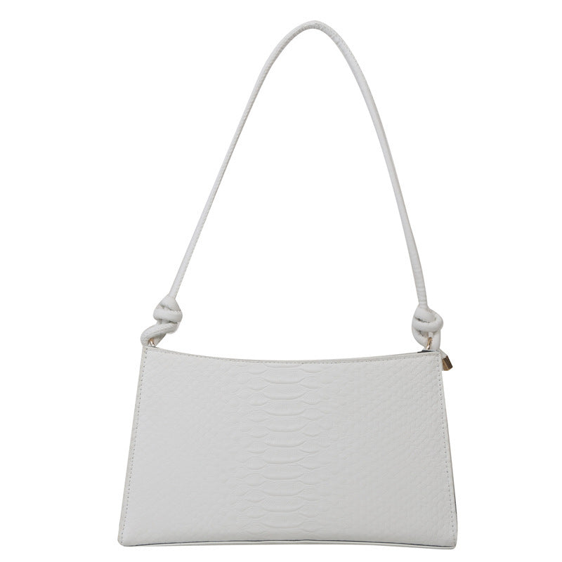 Chic One-Shoulder Baguette Bag: Minimalist Style, Maximum Impact