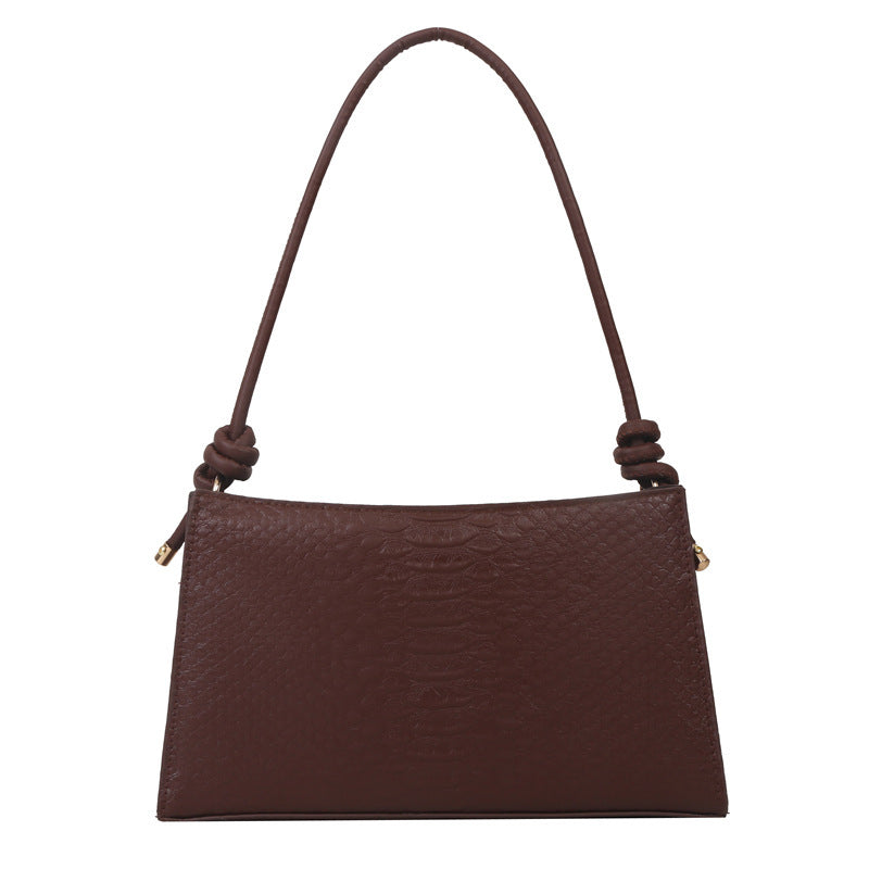 Chic One-Shoulder Baguette Bag: Minimalist Style, Maximum Impact